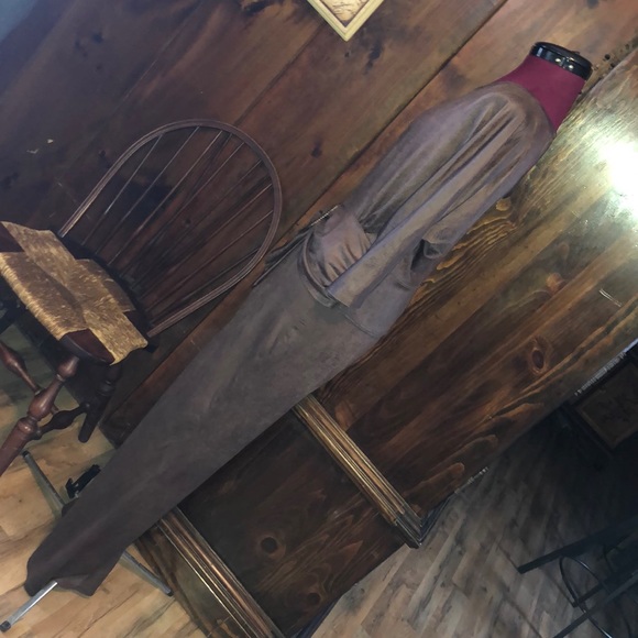 SOLD ON OFFERUP Vintage Joseph Ribkoff dress suit - Picture 5 of 10